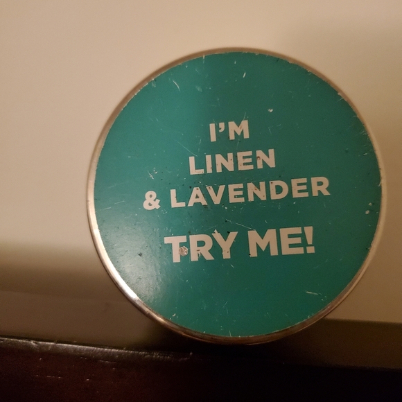 Bath & Body Works Cinnamon Irish Creme Tester Cand - Picture 2 of 3